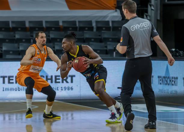 成了对球员 成了对球员