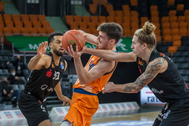 他参与球队 他参与球队